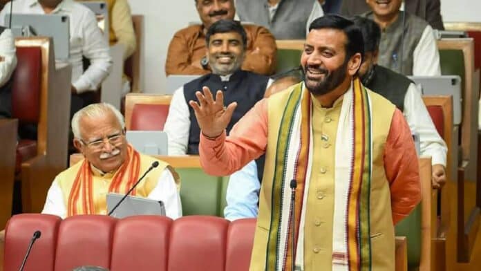 Reservation: సంచలన నిర్ణయం.. పోలీసు, మైనింగ్ గార్డ్ ఉద్యోగాల్లో వారికి 10 శాతం రిజర్వేషన్..